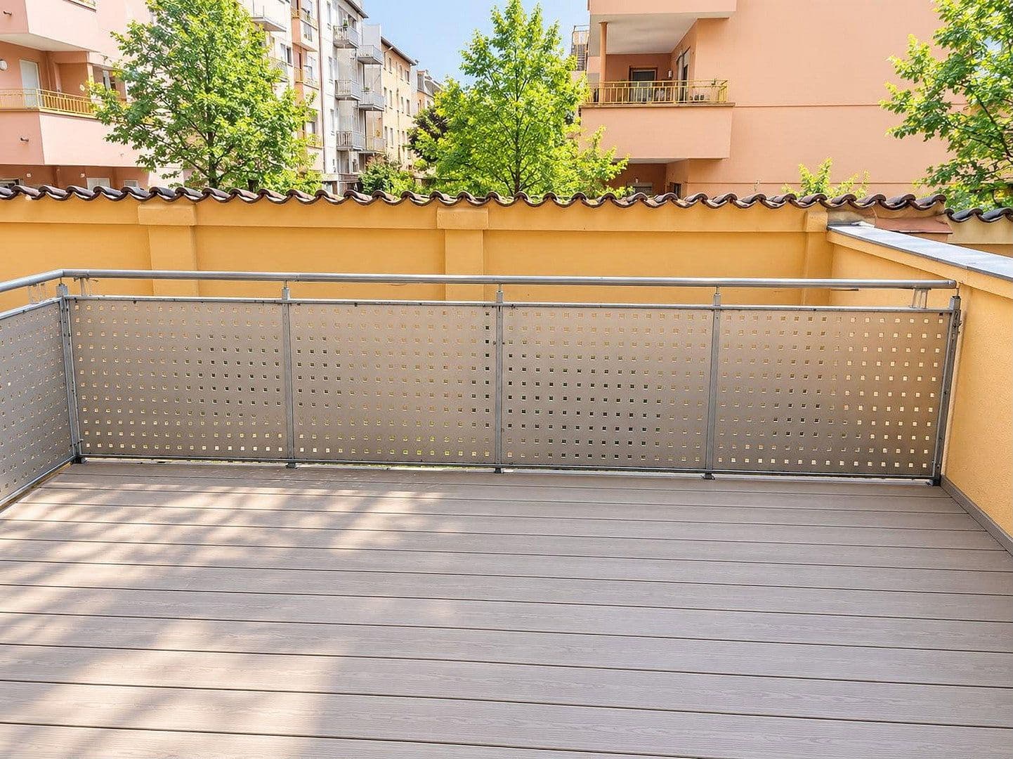 Prenájom bytu 4-izbový 96 m², Fenitzerstraße 29, Nürnberg, Bavorsko Prenájom bytu 4-izbový 96 m², Fenitzerstraße 29, Nürnberg, Bavorsko