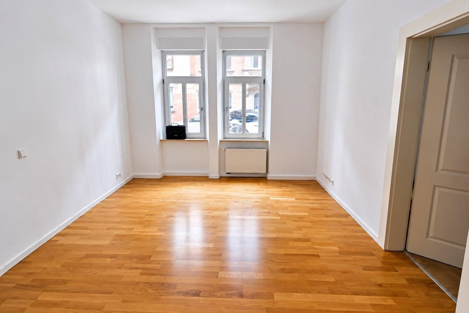 Prenájom bytu 4-izbový 96 m², Fenitzerstraße 29, Nürnberg, Bavorsko Prenájom bytu 4-izbový 96 m², Fenitzerstraße 29, Nürnberg, Bavorsko