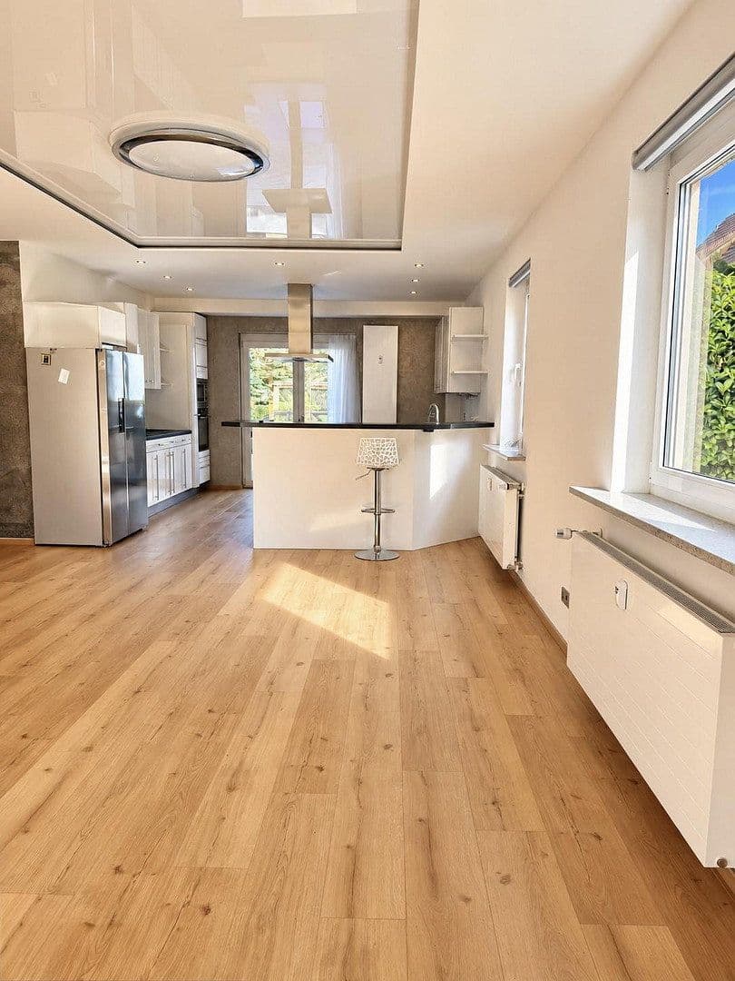Predaj bytu 3-izbový 116 m², Wirtembergstrasse 88, Fellbach, Bádensko-Wurttembersko Predaj bytu 3-izbový 116 m², Wirtembergstrasse 88, Fellbach, Bádensko-Wurttembersko