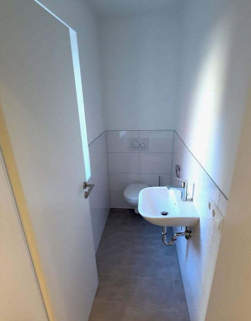 Prenájom bytu 4-izbový 91 m², Würzburg, Bavorsko Prenájom bytu 4-izbový 91 m², Würzburg, Bavorsko
