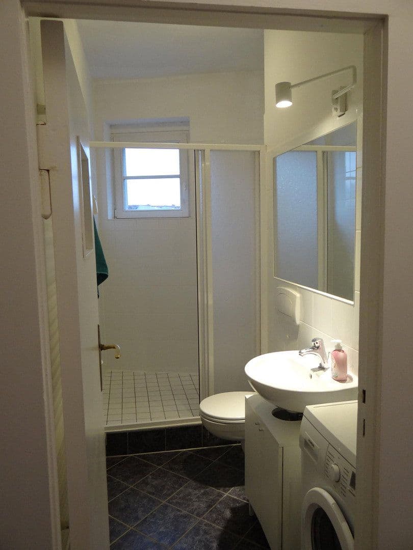 Prenájom bytu 2-izbový 53 m², Glienicker Weg 88, Berlin, Berlín Prenájom bytu 2-izbový 53 m², Glienicker Weg 88, Berlin, Berlín