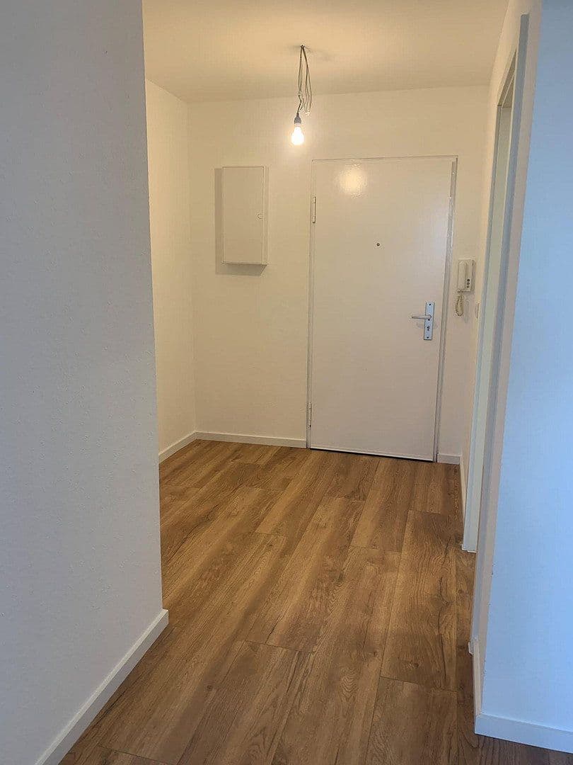 Prenájom bytu 2-izbový 69 m², Feldbergstr. 12, Heusenstamm, Hesensko Prenájom bytu 2-izbový 69 m², Feldbergstr. 12, Heusenstamm, Hesensko