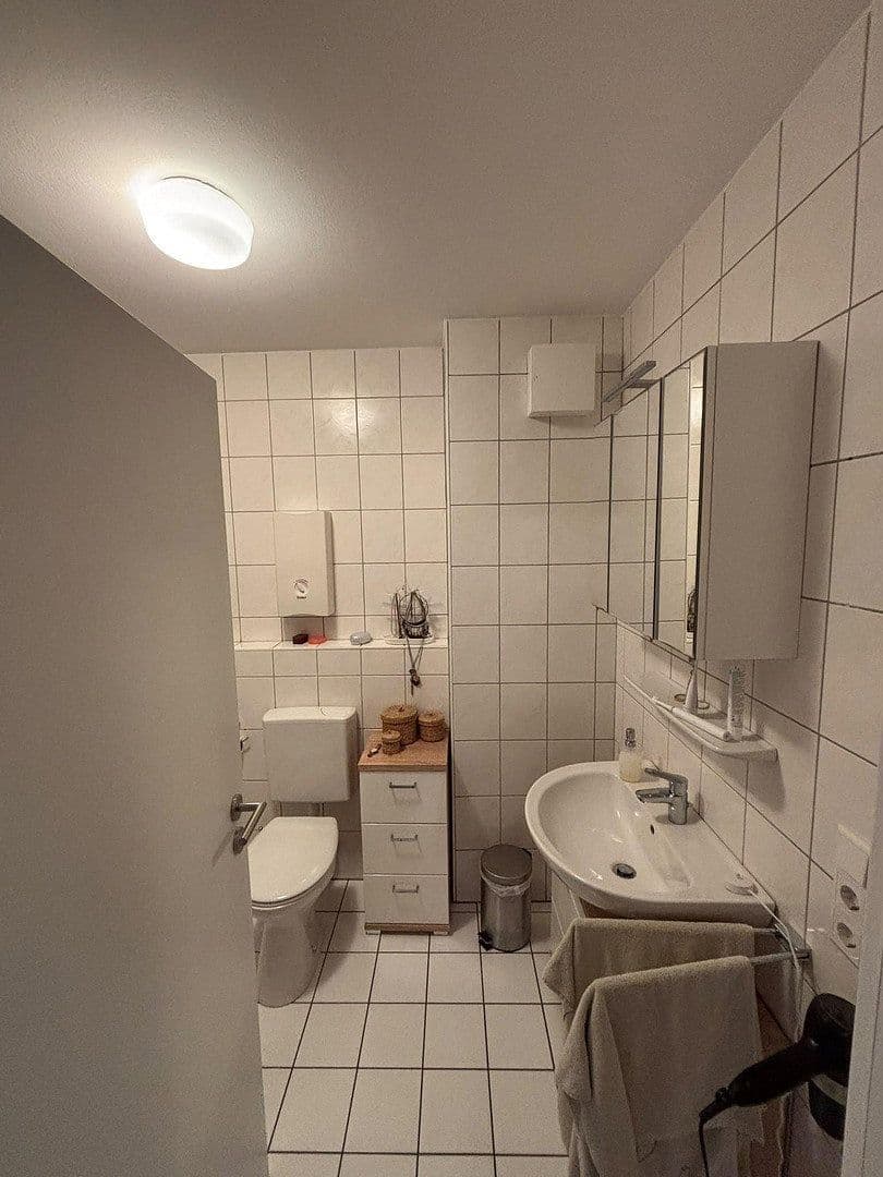 Prenájom bytu 4-izbový 96 m², Klünersweg 12, Paderborn, Severné Porýnie - Westfálsko Prenájom bytu 4-izbový 96 m², Klünersweg 12, Paderborn, Severné Porýnie - Westfálsko