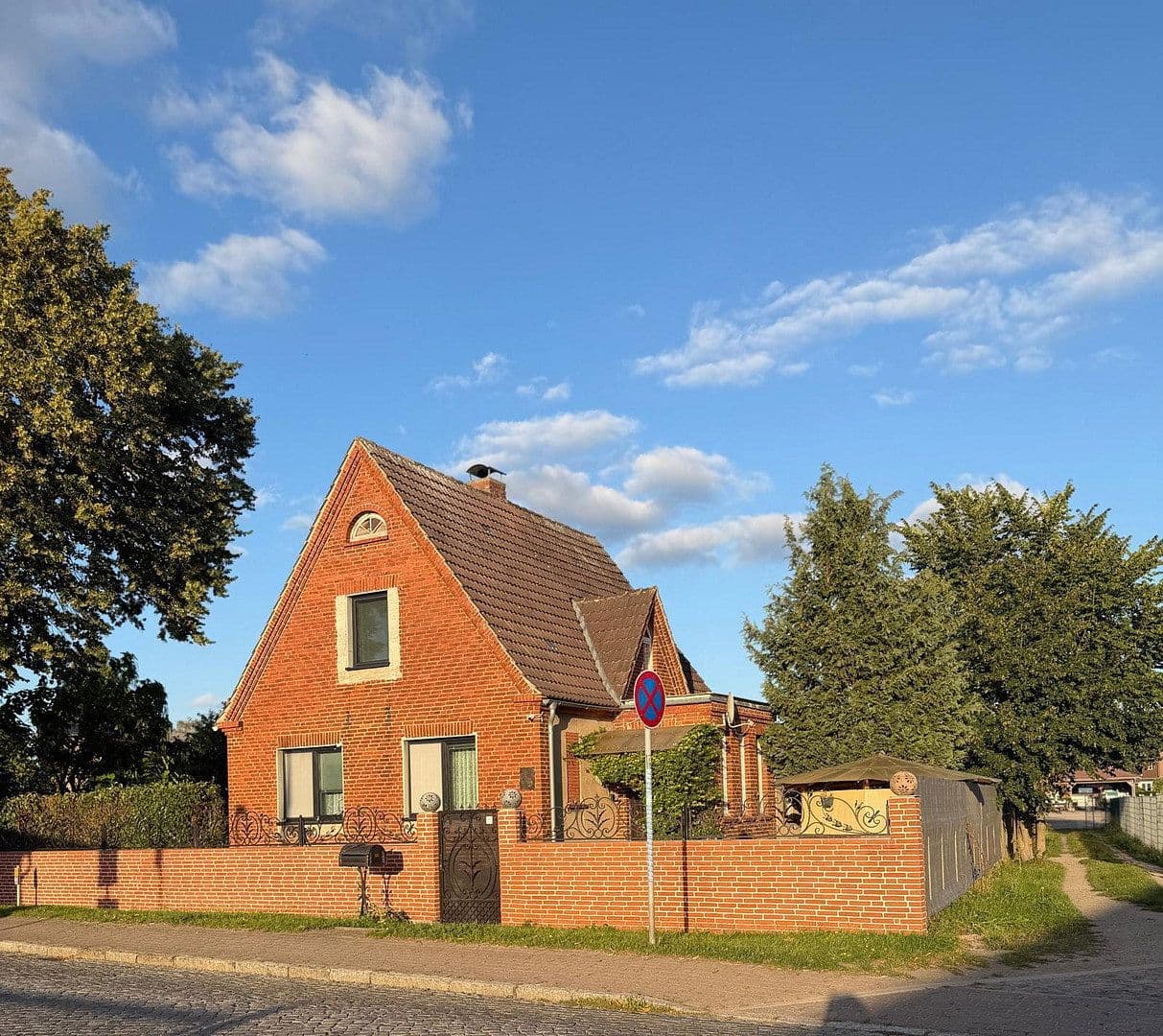 Predaj domu 127 m², pozemok 1.200 m², Rehna, Meklenbursko-Predpomoransko Predaj domu 127 m², pozemok 1.200 m², Rehna, Meklenbursko-Predpomoransko