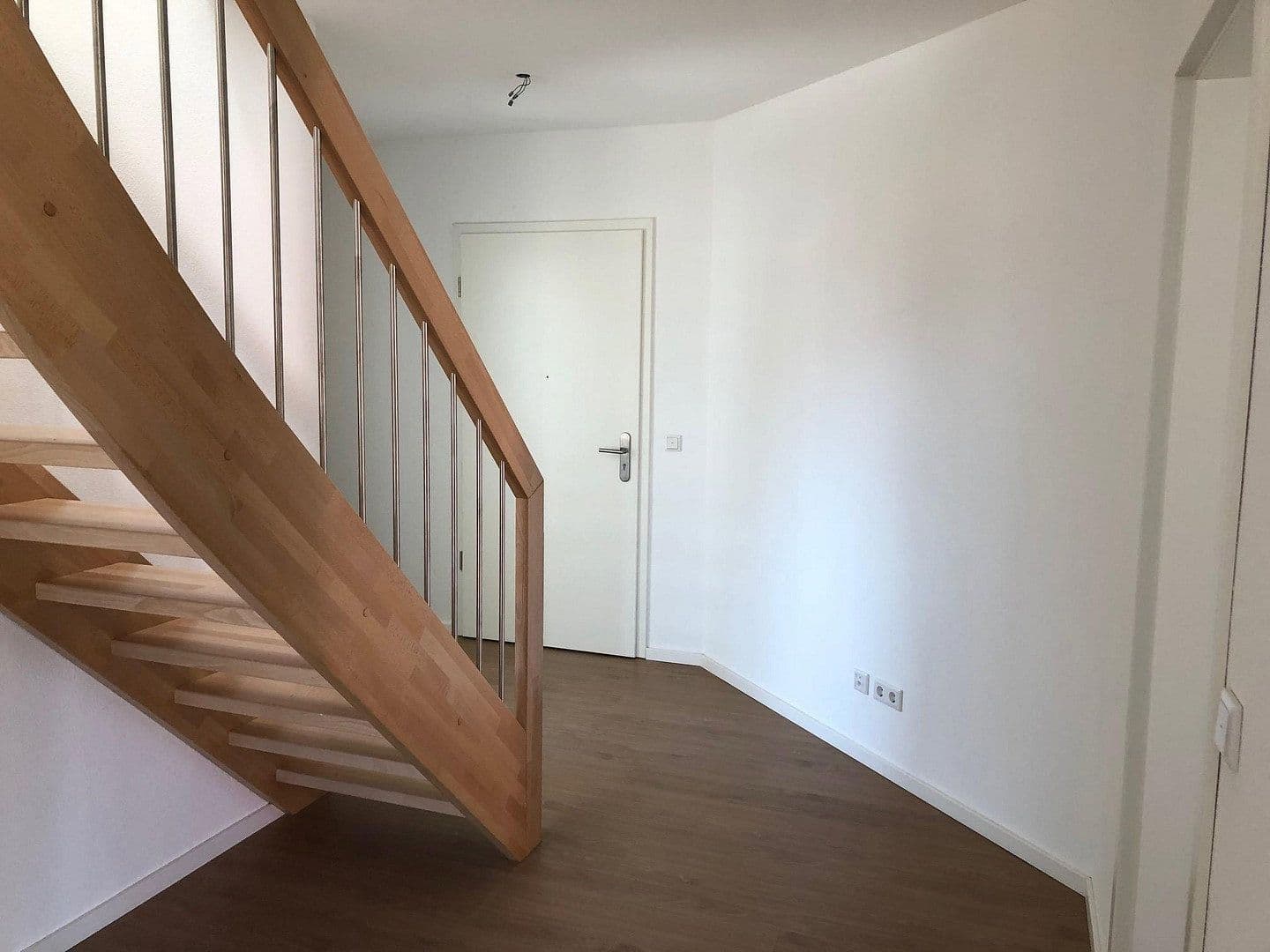 Prenájom bytu 5-izbový 133 m², Pförring, Bavorsko Prenájom bytu 5-izbový 133 m², Pförring, Bavorsko