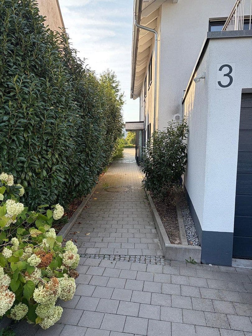 Prenájom bytu 5-izbový 133 m², Pförring, Bavorsko Prenájom bytu 5-izbový 133 m², Pförring, Bavorsko