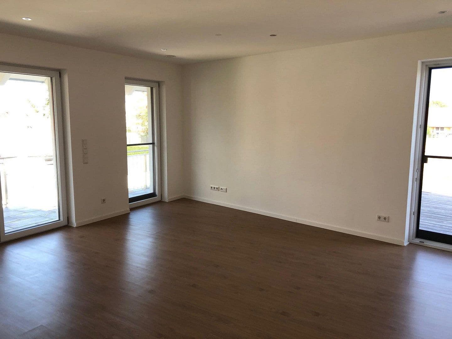 Prenájom bytu 5-izbový 133 m², Pförring, Bavorsko Prenájom bytu 5-izbový 133 m², Pförring, Bavorsko