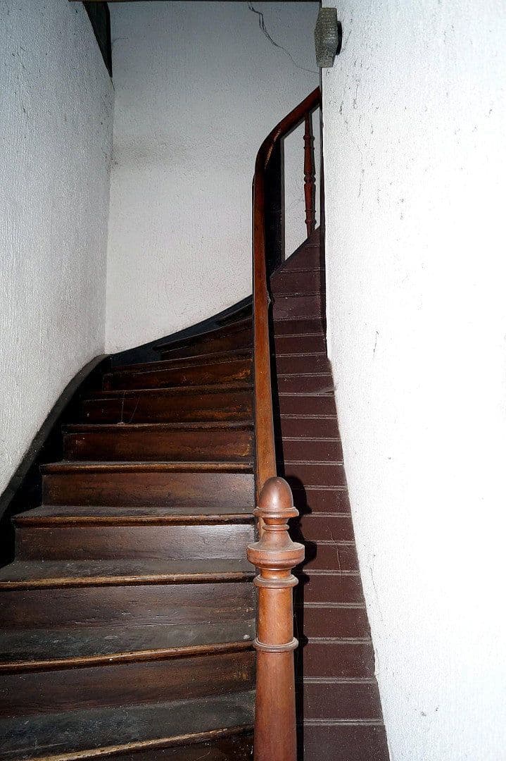 Predaj domu 395 m², pozemok 203 m², Waffenstraße 23, Landau in der Pfalz, Porýnie-Falcko Predaj domu 395 m², pozemok 203 m², Waffenstraße 23, Landau in der Pfalz, Porýnie-Falcko