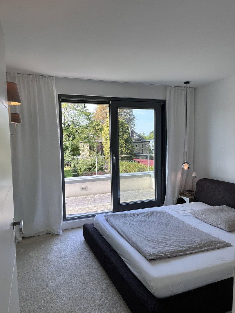 Predaj domu 250 m², pozemok 1.343 m², Bergisch Gladbach, Severné Porýnie - Westfálsko Predaj domu 250 m², pozemok 1.343 m², Bergisch Gladbach, Severné Porýnie - Westfálsko