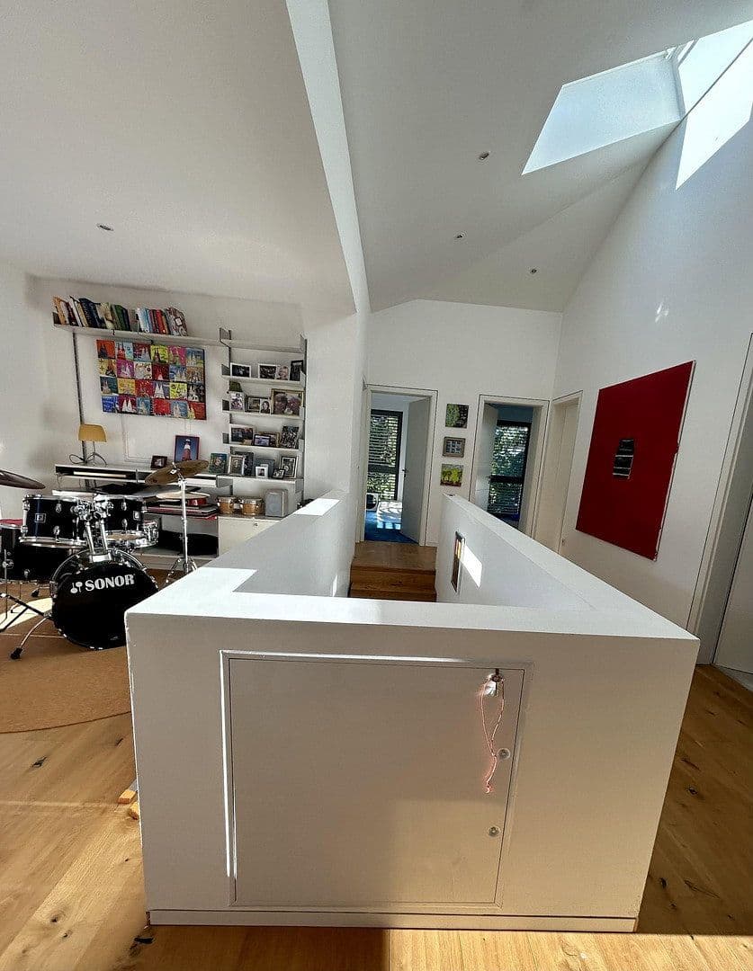 Predaj domu 250 m², pozemok 1.343 m², Bergisch Gladbach, Severné Porýnie - Westfálsko Predaj domu 250 m², pozemok 1.343 m², Bergisch Gladbach, Severné Porýnie - Westfálsko