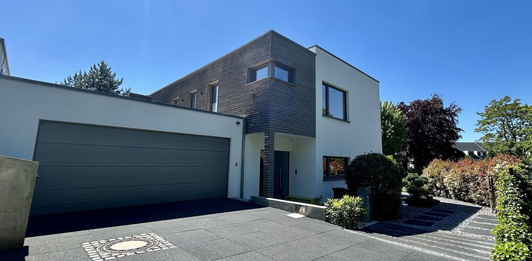Predaj domu 250 m², pozemok 1.343 m², Bergisch Gladbach, Severné Porýnie - Westfálsko Predaj domu 250 m², pozemok 1.343 m², Bergisch Gladbach, Severné Porýnie - Westfálsko