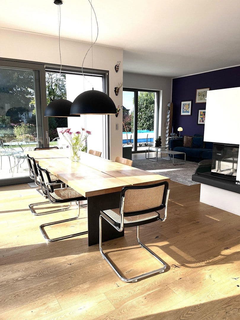 Predaj domu 250 m², pozemok 1.343 m², Bergisch Gladbach, Severné Porýnie - Westfálsko Predaj domu 250 m², pozemok 1.343 m², Bergisch Gladbach, Severné Porýnie - Westfálsko