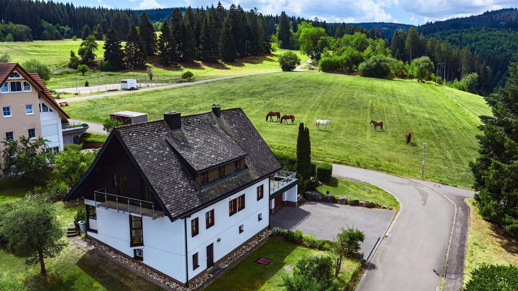 Predaj domu 187 m², pozemok 914 m², Lenzkirch, Bádensko-Wurttembersko Predaj domu 187 m², pozemok 914 m², Lenzkirch, Bádensko-Wurttembersko
