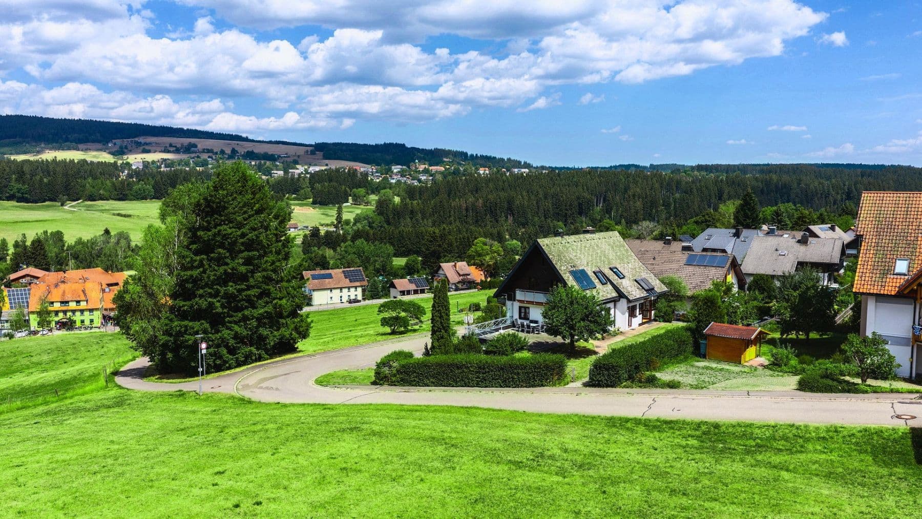 Predaj domu 187 m², pozemok 914 m², Lenzkirch, Bádensko-Wurttembersko Predaj domu 187 m², pozemok 914 m², Lenzkirch, Bádensko-Wurttembersko