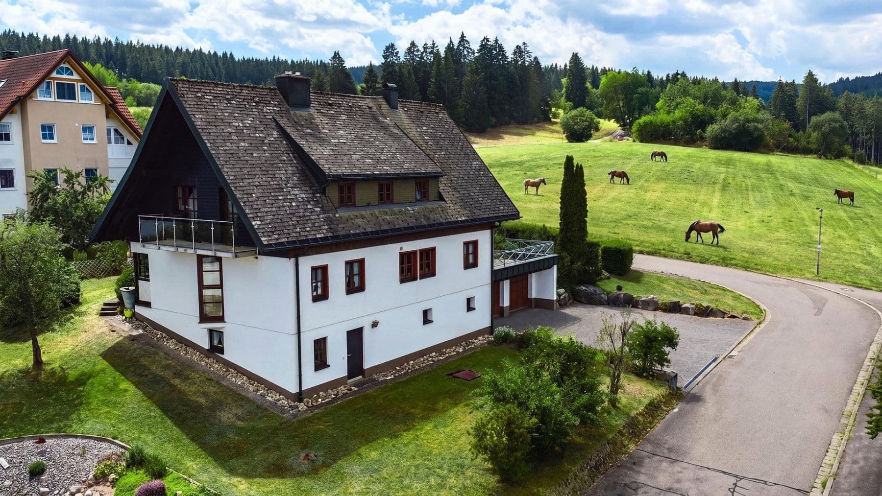 Predaj domu 187 m², pozemok 914 m², Lenzkirch, Bádensko-Wurttembersko Predaj domu 187 m², pozemok 914 m², Lenzkirch, Bádensko-Wurttembersko