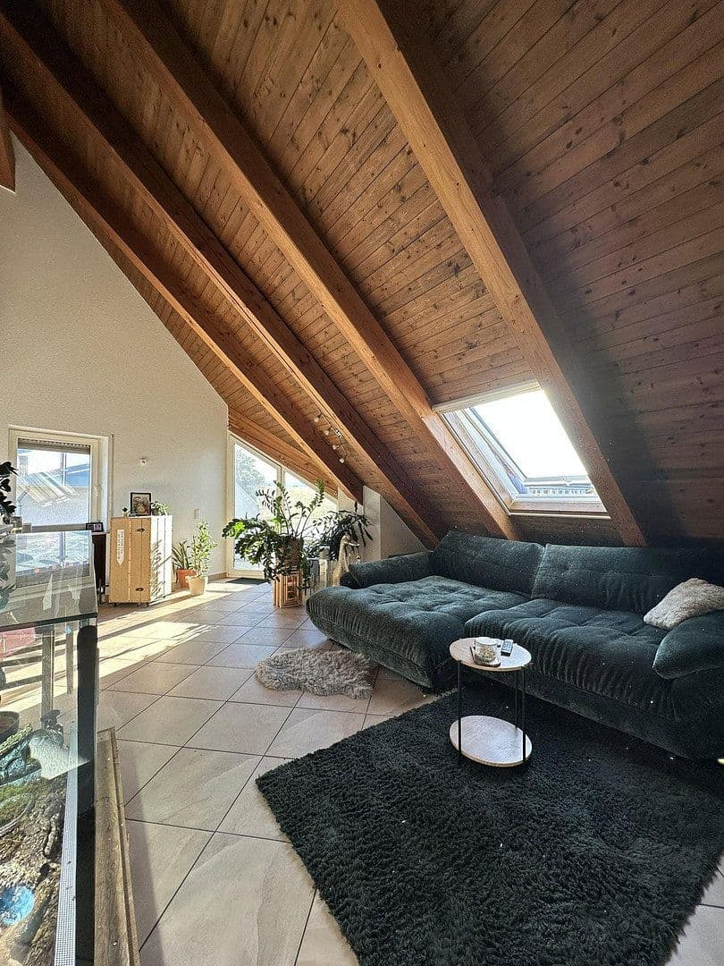 Prenájom bytu 2-izbový 77 m², Traubenstraße 27, Weinstadt, Bádensko-Wurttembersko Prenájom bytu 2-izbový 77 m², Traubenstraße 27, Weinstadt, Bádensko-Wurttembersko
