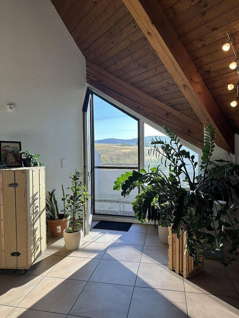 Prenájom bytu 2-izbový 77 m², Traubenstraße 27, Weinstadt, Bádensko-Wurttembersko Prenájom bytu 2-izbový 77 m², Traubenstraße 27, Weinstadt, Bádensko-Wurttembersko