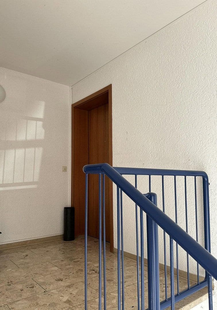 Prenájom bytu 2-izbový 77 m², Traubenstraße 27, Weinstadt, Bádensko-Wurttembersko Prenájom bytu 2-izbový 77 m², Traubenstraße 27, Weinstadt, Bádensko-Wurttembersko