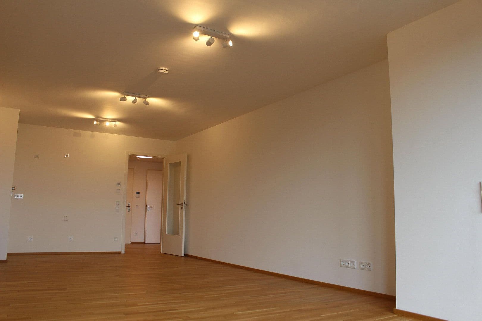Prenájom bytu 2-izbový 68 m², Leipziger Str. 35 D, Dresden, Sasko Prenájom bytu 2-izbový 68 m², Leipziger Str. 35 D, Dresden, Sasko