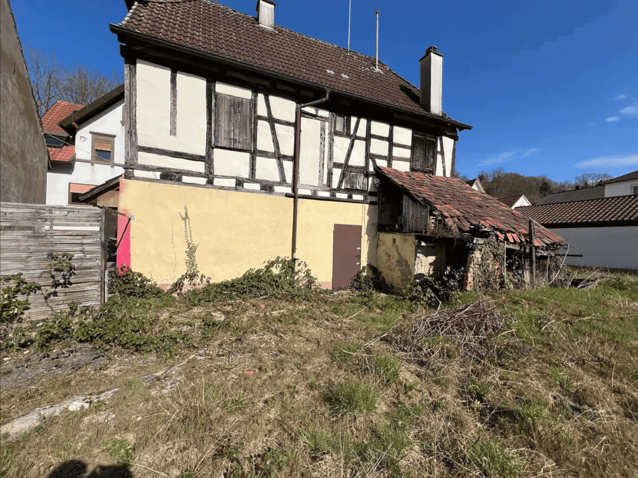 Predaj domu 113 m², pozemok 403 m², Kraichtal, Bádensko-Wurttembersko Predaj domu 113 m², pozemok 403 m², Kraichtal, Bádensko-Wurttembersko