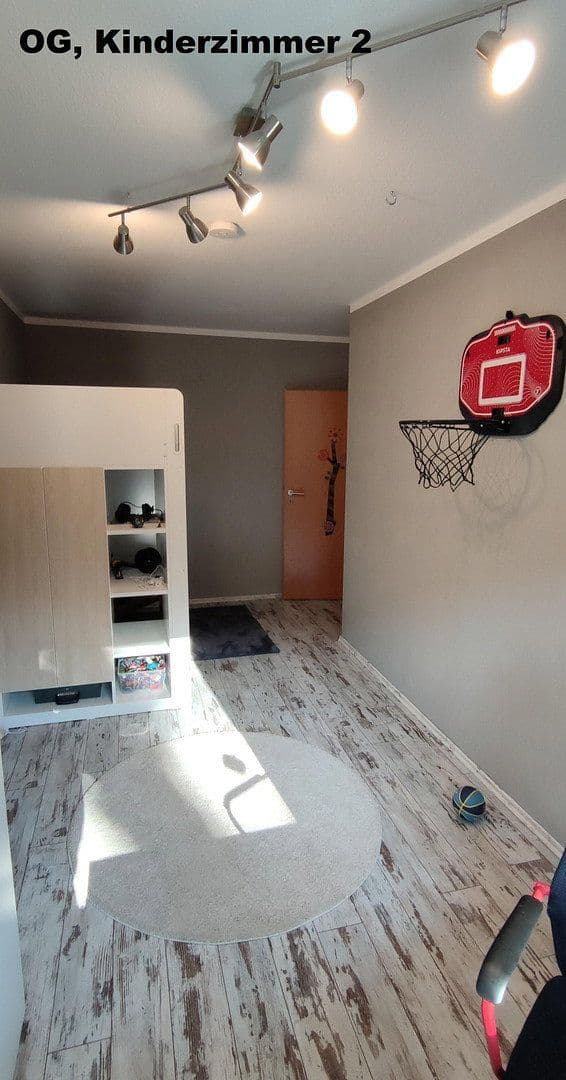 Predaj domu 157 m², pozemok 470 m², Ronsdorfer Str. 12a, Remscheid-Hasten, Severné Porýnie - Westfálsko Predaj domu 157 m², pozemok 470 m², Ronsdorfer Str. 12a, Remscheid-Hasten, Severné Porýnie - Westfálsko