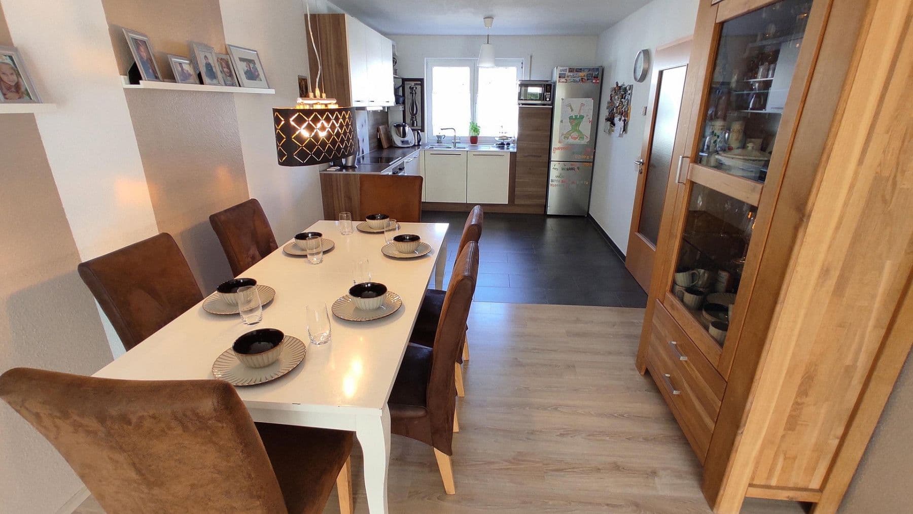 Predaj domu 157 m², pozemok 470 m², Ronsdorfer Str. 12a, Remscheid-Hasten, Severné Porýnie - Westfálsko Predaj domu 157 m², pozemok 470 m², Ronsdorfer Str. 12a, Remscheid-Hasten, Severné Porýnie - Westfálsko