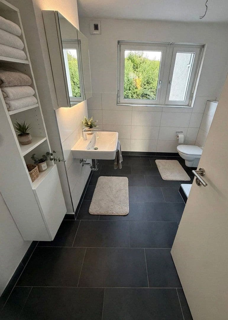 Predaj bytu 4-izbový 102 m², Leibnizweg 5, Lörrach, Bádensko-Wurttembersko Predaj bytu 4-izbový 102 m², Leibnizweg 5, Lörrach, Bádensko-Wurttembersko