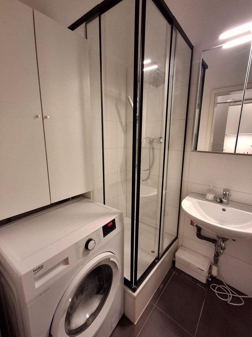 Prenájom bytu 1-izbový 18 m², Landsberger Str. 478, München/Pasing, Bavorsko Prenájom bytu 1-izbový 18 m², Landsberger Str. 478, München/Pasing, Bavorsko