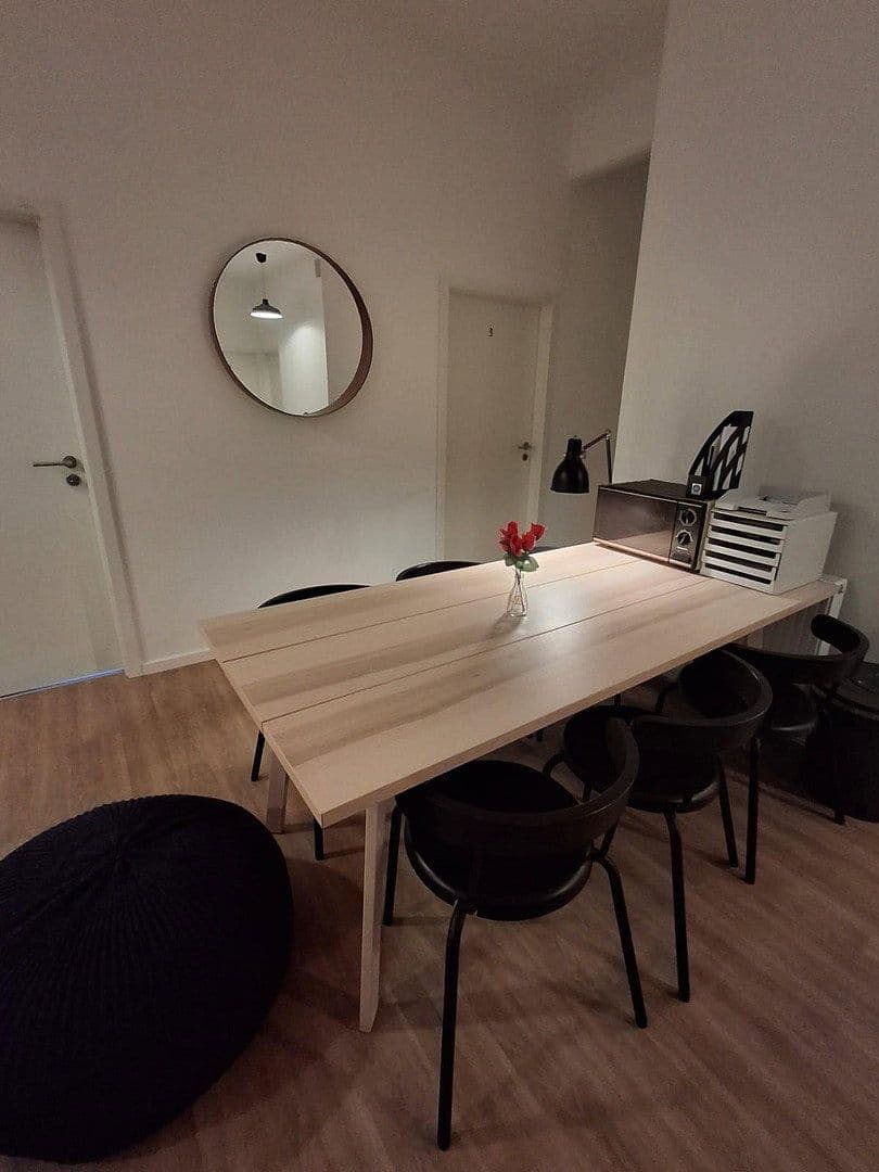 Prenájom bytu 1-izbový 18 m², Landsberger Str. 478, München/Pasing, Bavorsko Prenájom bytu 1-izbový 18 m², Landsberger Str. 478, München/Pasing, Bavorsko