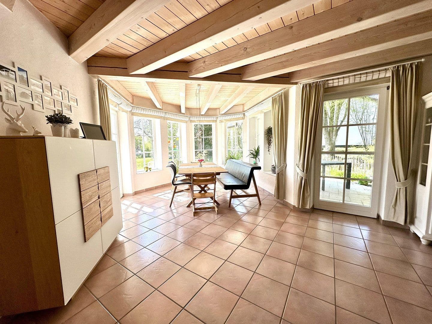 Predaj domu 209 m², pozemok 1.097 m², Oberstadion, Bádensko-Wurttembersko Predaj domu 209 m², pozemok 1.097 m², Oberstadion, Bádensko-Wurttembersko
