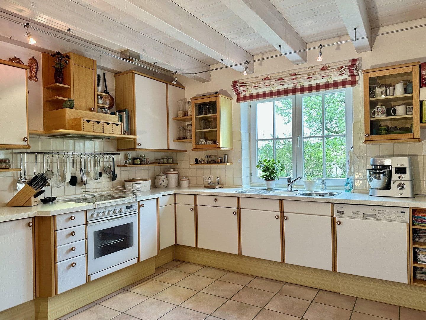Predaj domu 209 m², pozemok 1.097 m², Oberstadion, Bádensko-Wurttembersko Predaj domu 209 m², pozemok 1.097 m², Oberstadion, Bádensko-Wurttembersko