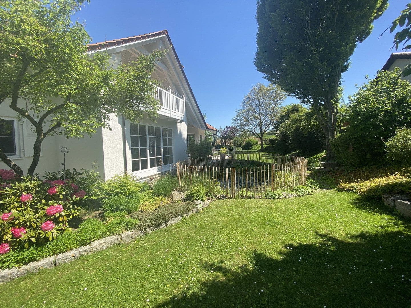 Predaj domu 209 m², pozemok 1.097 m², Oberstadion, Bádensko-Wurttembersko Predaj domu 209 m², pozemok 1.097 m², Oberstadion, Bádensko-Wurttembersko