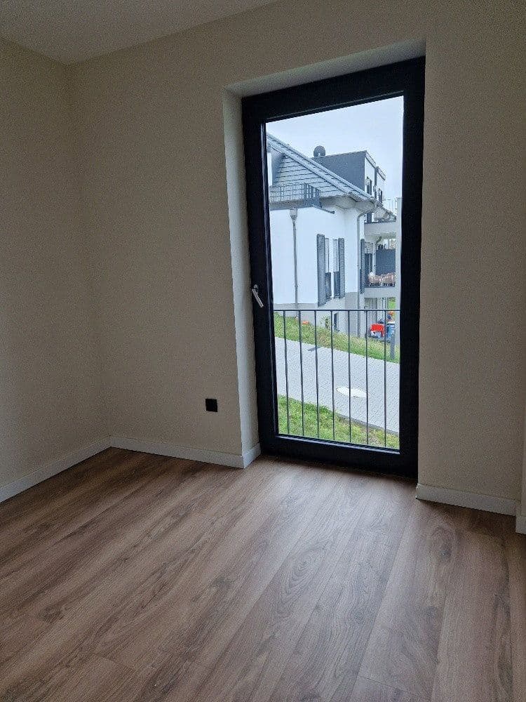 Prenájom bytu 3-izbový 84 m², Windeck, Severné Porýnie - Westfálsko Prenájom bytu 3-izbový 84 m², Windeck, Severné Porýnie - Westfálsko
