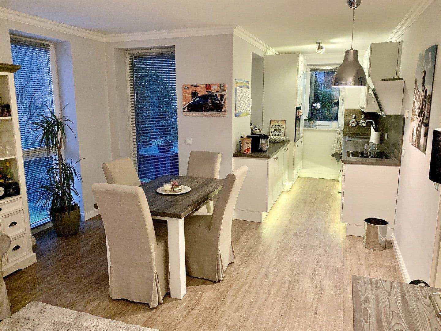 Prenájom bytu 2-izbový 55 m², Hamburg, Hamburg Prenájom bytu 2-izbový 55 m², Hamburg, Hamburg