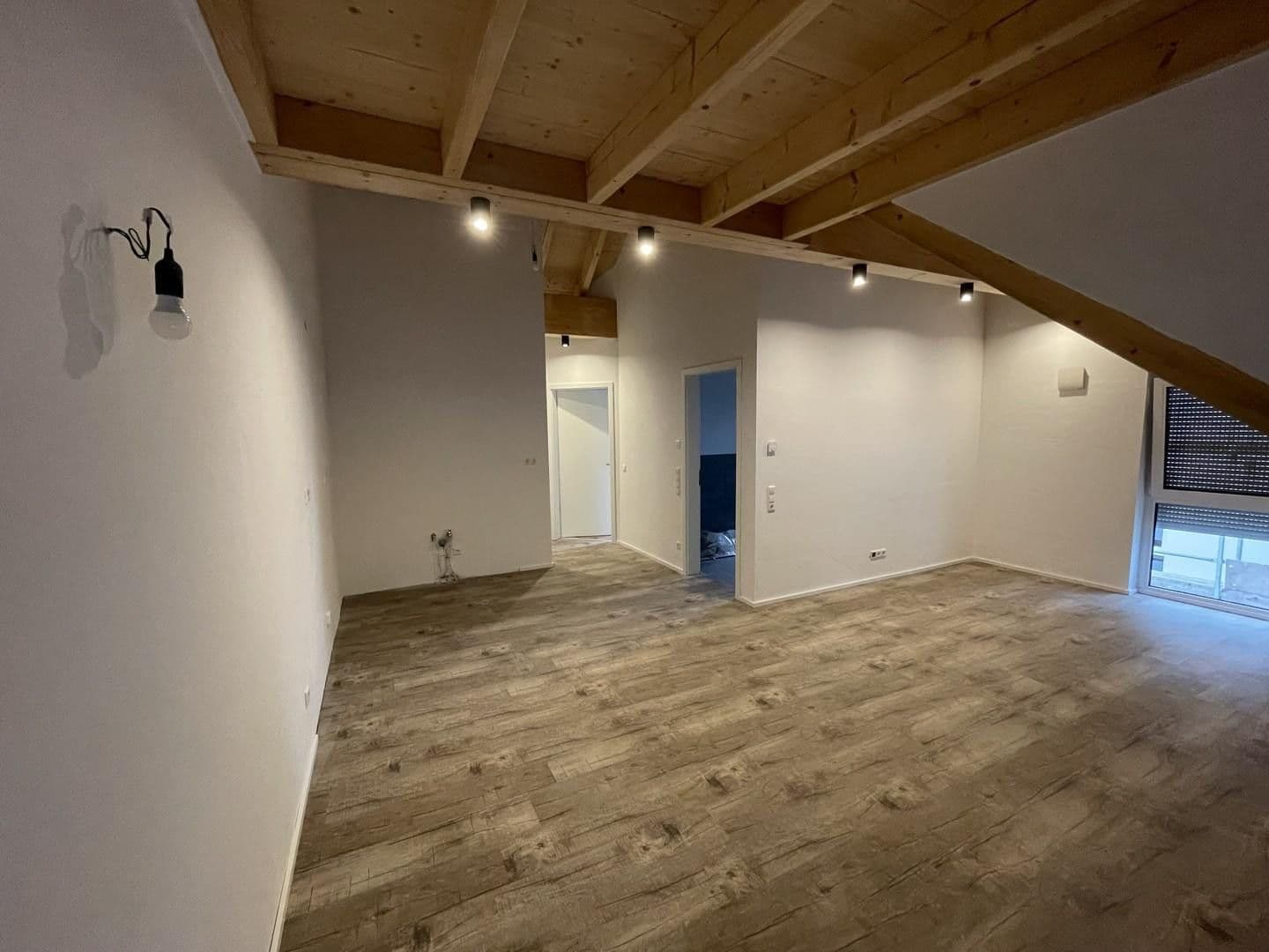 Prenájom bytu 2-izbový 59 m², Deggingen, Bádensko-Wurttembersko Prenájom bytu 2-izbový 59 m², Deggingen, Bádensko-Wurttembersko