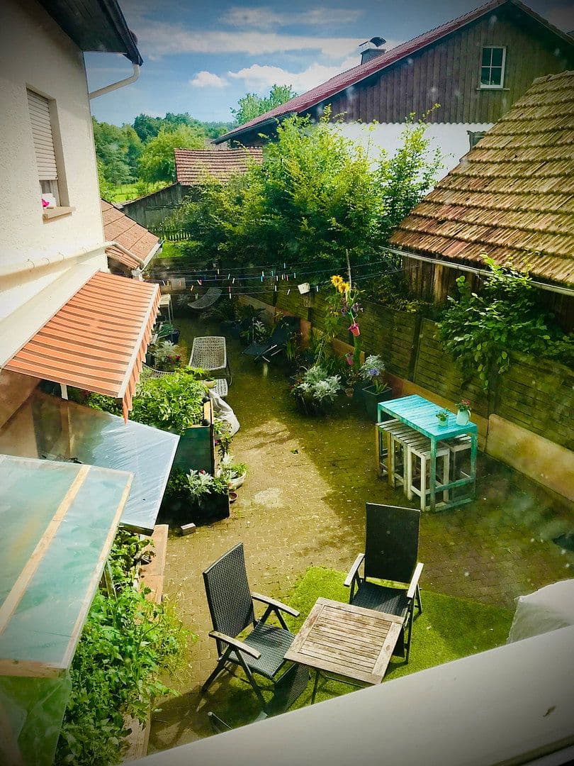 Predaj domu 400 m², pozemok 1.980 m², Vogelsbergstrasse, 48, Ulrichstein, Hesensko Predaj domu 400 m², pozemok 1.980 m², Vogelsbergstrasse, 48, Ulrichstein, Hesensko