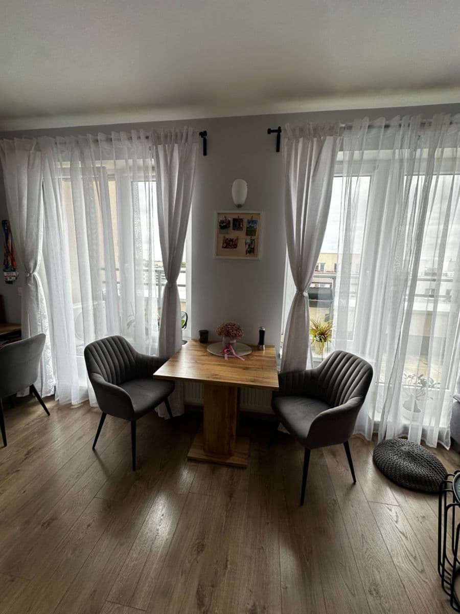 Prenájom bytu 2-izbový 50 m², Miloše Havla, Praha, Praha Prenájom bytu 2-izbový 50 m², Miloše Havla, Praha, Praha