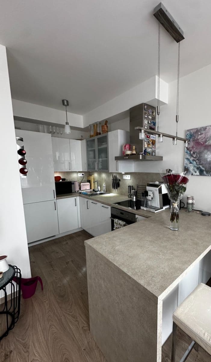 Prenájom bytu 2-izbový 50 m², Miloše Havla, Praha, Praha Prenájom bytu 2-izbový 50 m², Miloše Havla, Praha, Praha