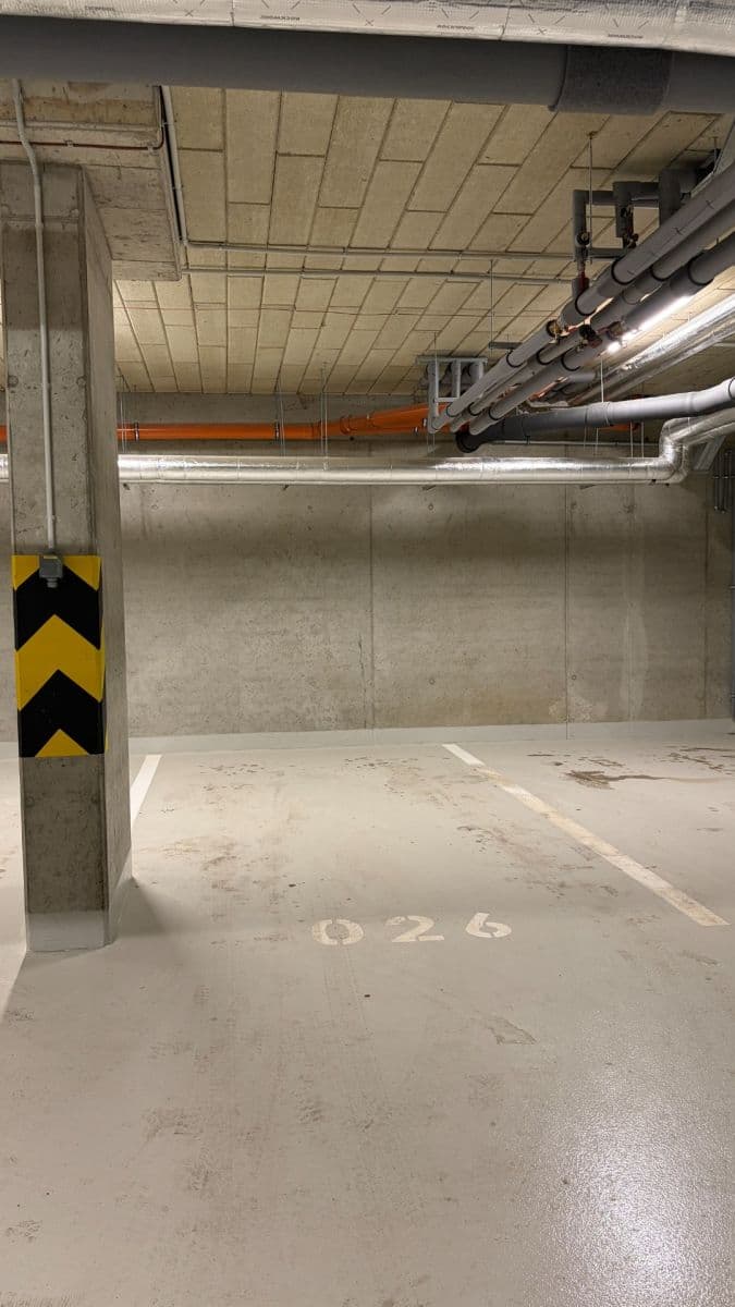 Prenájom bytu 1-izbový 35 m², Vyletalova, Praha, Praha Prenájom bytu 1-izbový 35 m², Vyletalova, Praha, Praha