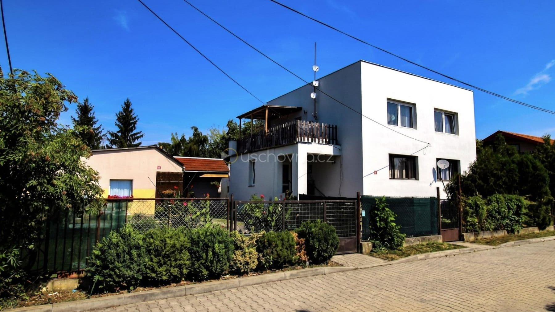 Predaj domu 326 m², pozemok 800 m², U Rozvodny, Libiš, Středočeský kraj Predaj domu 326 m², pozemok 800 m², U Rozvodny, Libiš, Středočeský kraj