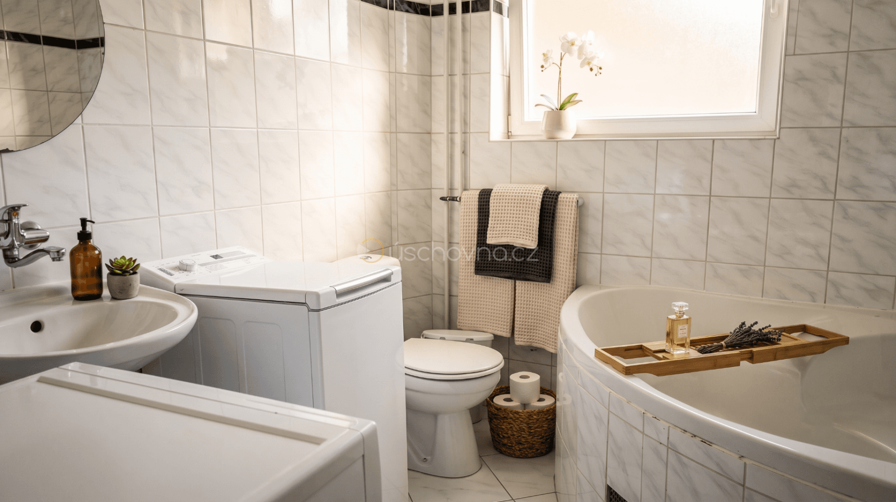 Predaj domu 326 m², pozemok 800 m², U Rozvodny, Libiš, Středočeský kraj Predaj domu 326 m², pozemok 800 m², U Rozvodny, Libiš, Středočeský kraj