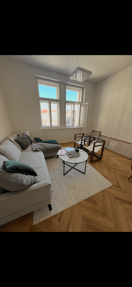 Prenájom bytu 2-izbový 48 m², Praha, Praha Prenájom bytu 2-izbový 48 m², Praha, Praha