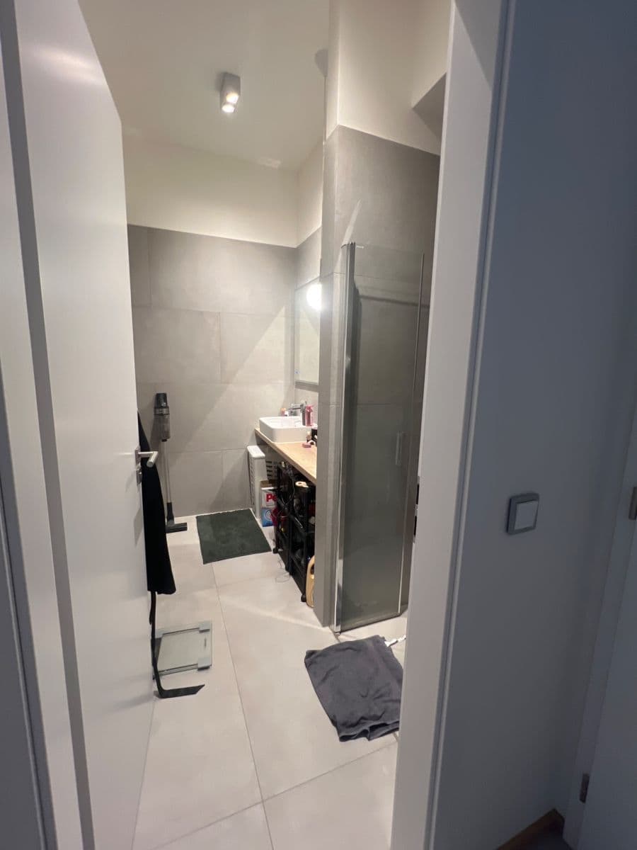Prenájom bytu 2-izbový 48 m², Praha, Praha Prenájom bytu 2-izbový 48 m², Praha, Praha
