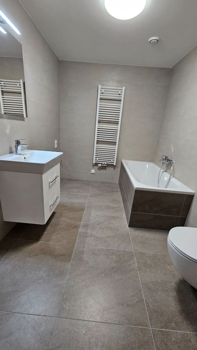 Prenájom bytu 2-izbový 64 m², Generála Sedláčka, Brandýs nad Labem-Stará Boleslav, Středočeský kraj Prenájom bytu 2-izbový 64 m², Generála Sedláčka, Brandýs nad Labem-Stará Boleslav, Středočeský kraj