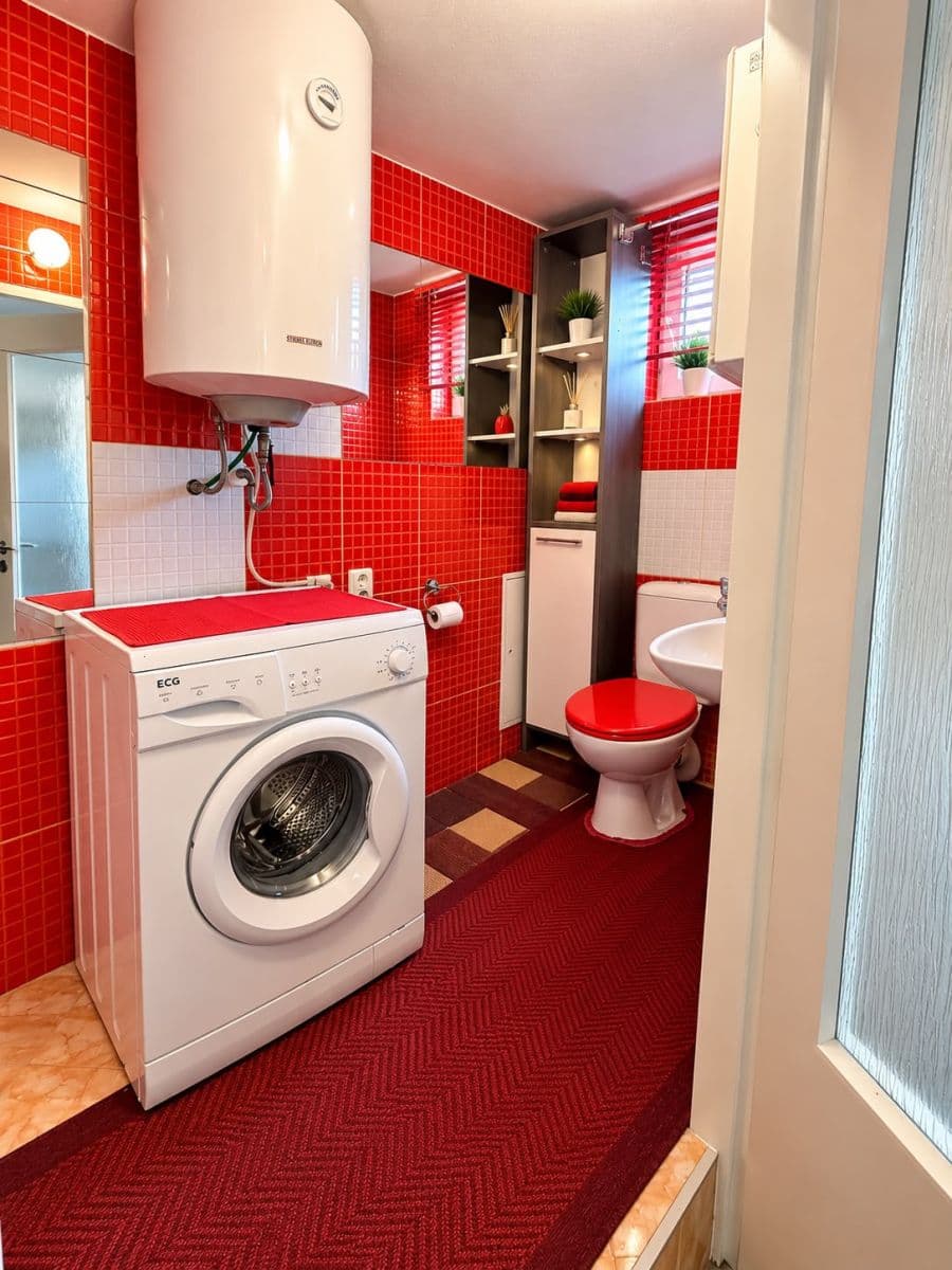 Prenájom bytu 1-izbový 30 m², Za Šmatlíkem, Praha, Praha Prenájom bytu 1-izbový 30 m², Za Šmatlíkem, Praha, Praha