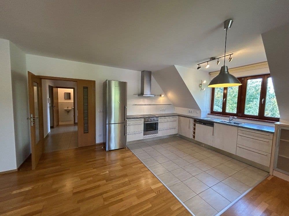 Prenájom bytu 2-izbový 60 m², K Náhonu, Praha, Praha Prenájom bytu 2-izbový 60 m², K Náhonu, Praha, Praha