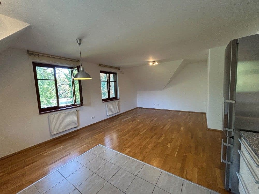 Prenájom bytu 2-izbový 60 m², K Náhonu, Praha, Praha Prenájom bytu 2-izbový 60 m², K Náhonu, Praha, Praha