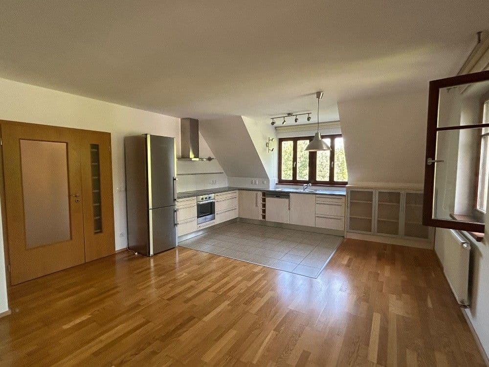 Prenájom bytu 2-izbový 60 m², K Náhonu, Praha, Praha Prenájom bytu 2-izbový 60 m², K Náhonu, Praha, Praha