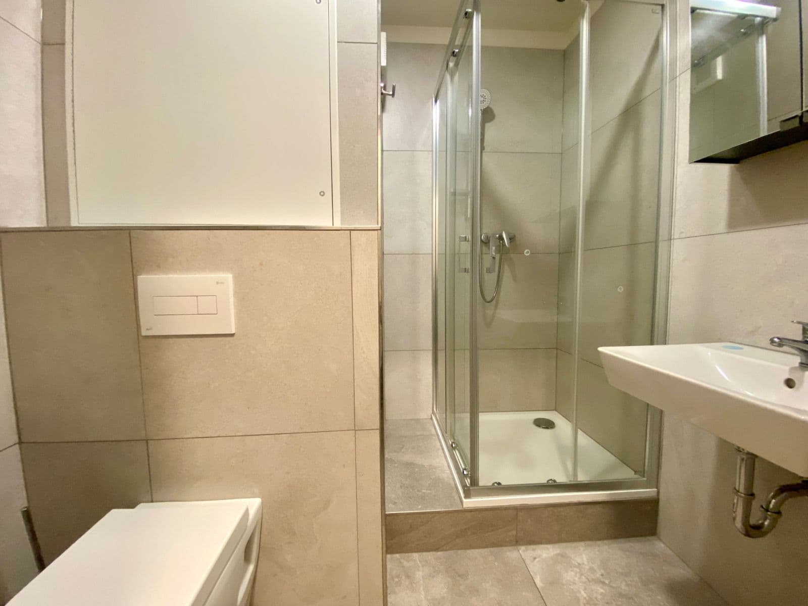 Prenájom bytu 1-izbový 28 m², Křivoklátská, Praha, Praha Prenájom bytu 1-izbový 28 m², Křivoklátská, Praha, Praha