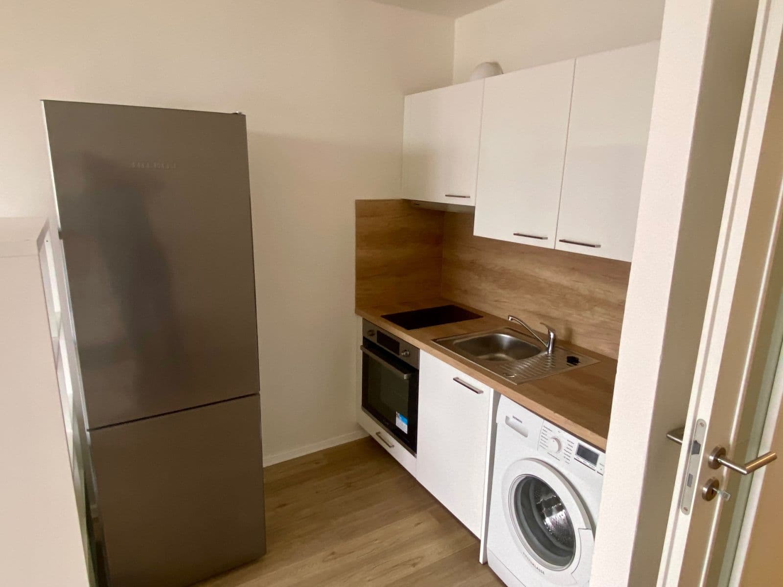 Prenájom bytu 1-izbový 28 m², Křivoklátská, Praha, Praha Prenájom bytu 1-izbový 28 m², Křivoklátská, Praha, Praha
